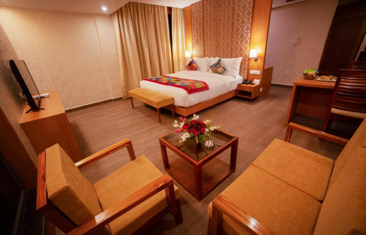Abhyagama Hotel 迪卡 外观 照片