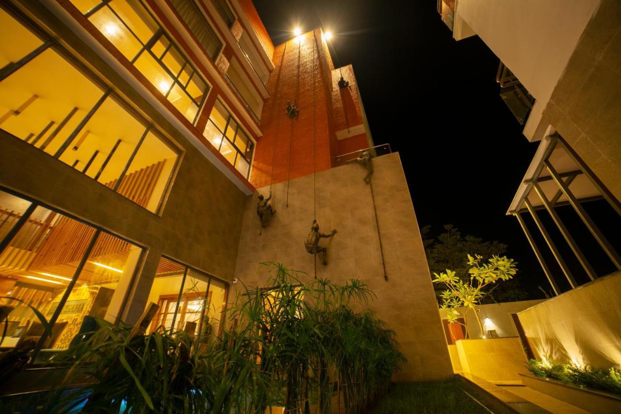 Abhyagama Hotel 迪卡 外观 照片