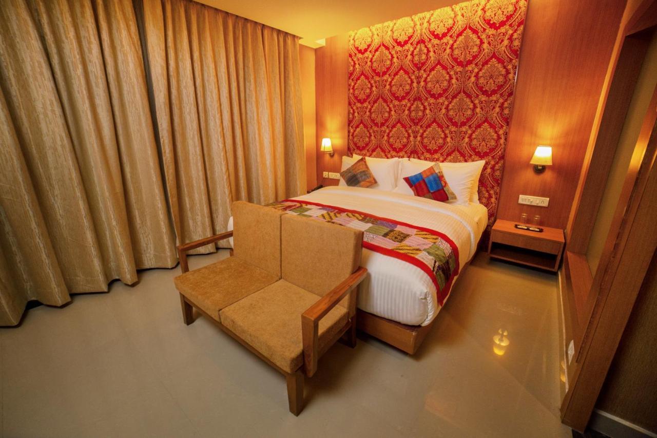 Abhyagama Hotel 迪卡 外观 照片
