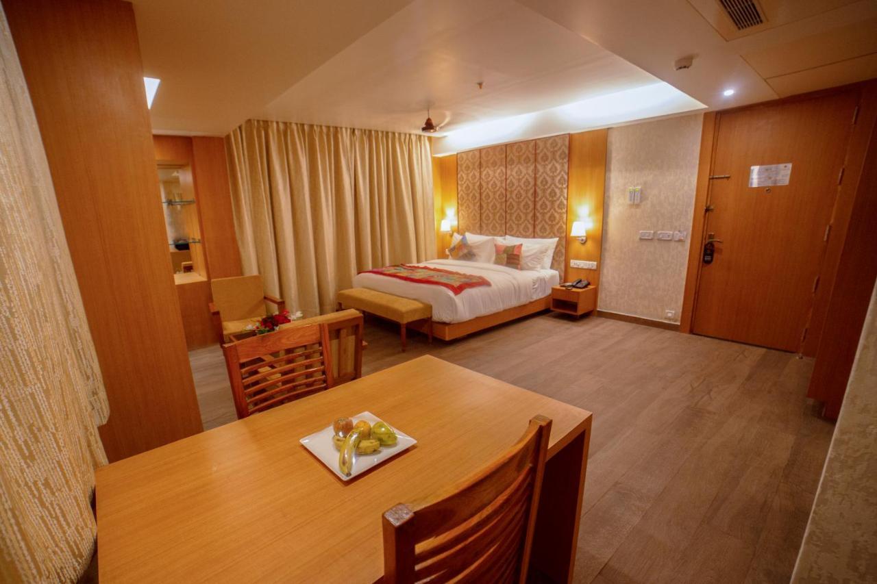 Abhyagama Hotel 迪卡 外观 照片