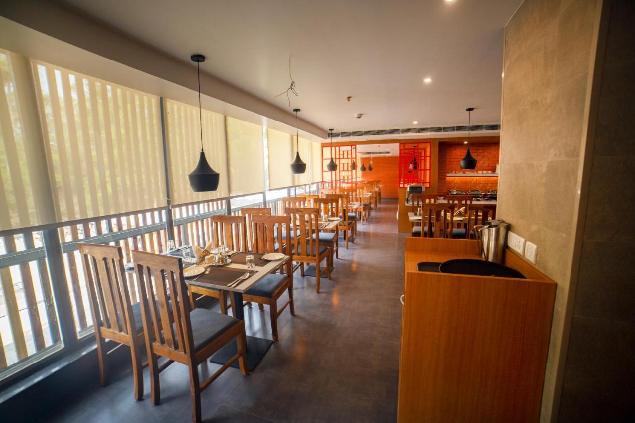 Abhyagama Hotel 迪卡 外观 照片