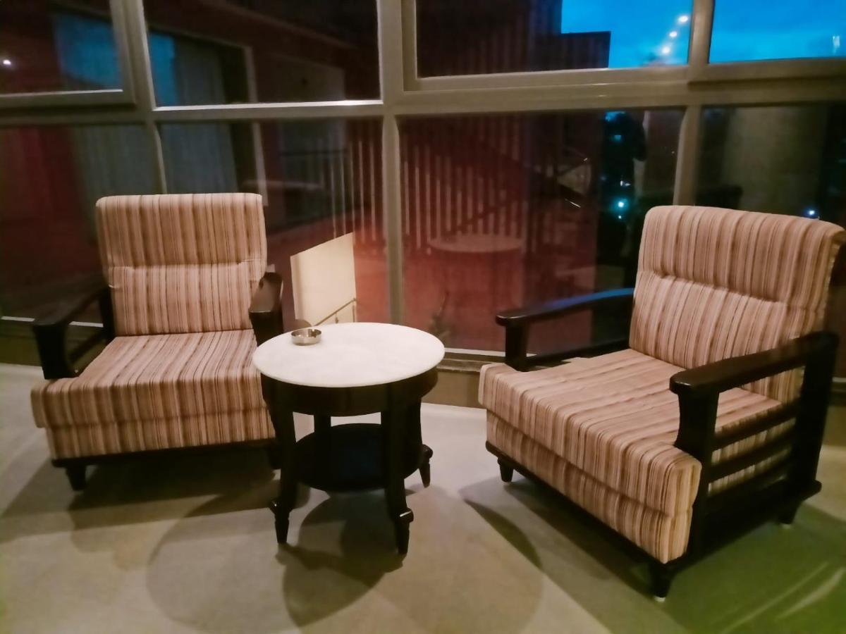 Abhyagama Hotel 迪卡 外观 照片
